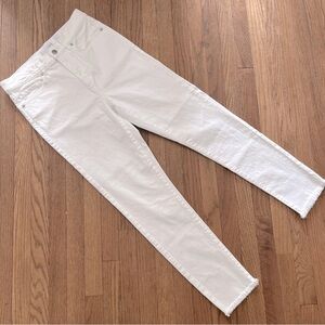 LOFT White Skinny Jeans Frayed Hem High Rise Size 26/2